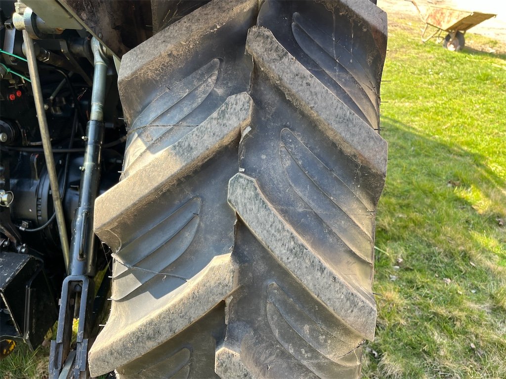 big_223759_2886965 massey ferguson 4335 4 – 79 ch – 2002 – 3 876 h