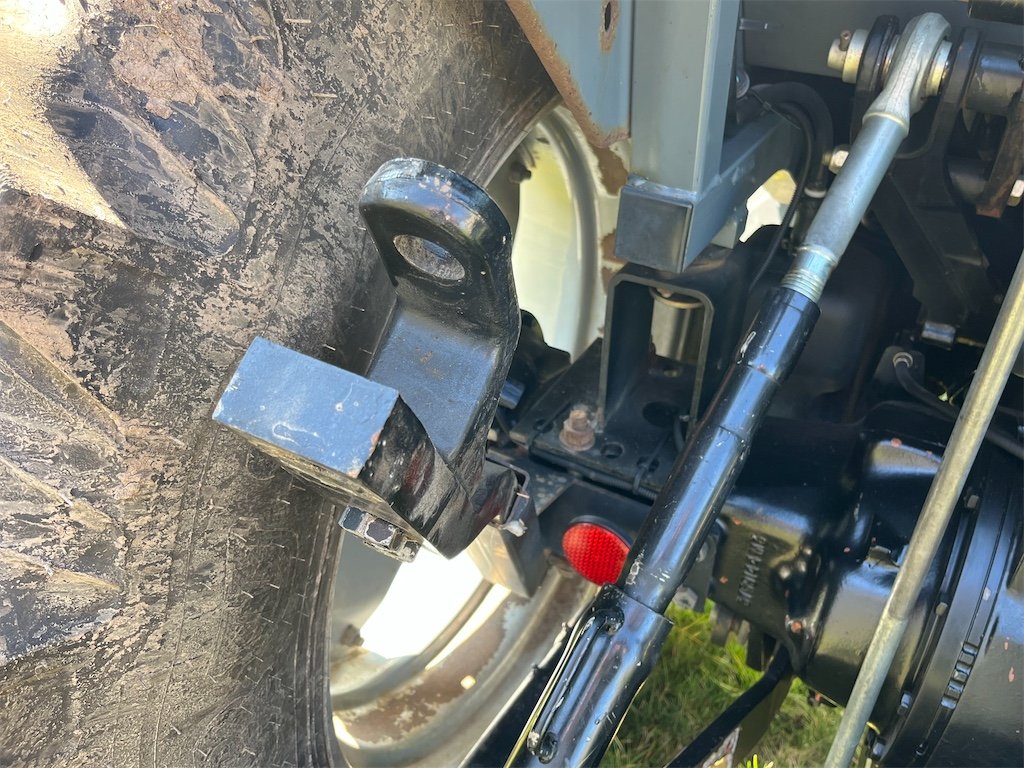 big_223759_2886970 massey ferguson 4335 4 – 79 ch – 2002 – 3 876 h