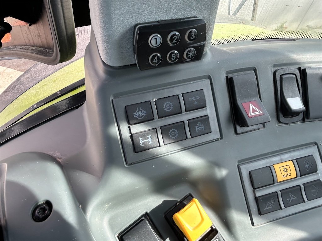 big_224629_2909235 claas arion 460 – 140 ch – 2020 – 7 852 h + chargeur frontal quicke q4s