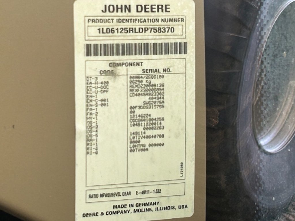 big_225801_2933253 john deere 6125r – 145 ch – 2013 – 5 398 h – chargeur trima +5.1p