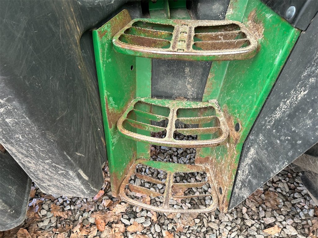 big_225801_2933291 john deere 6125r – 145 ch – 2013 – 5 398 h – chargeur trima +5.1p