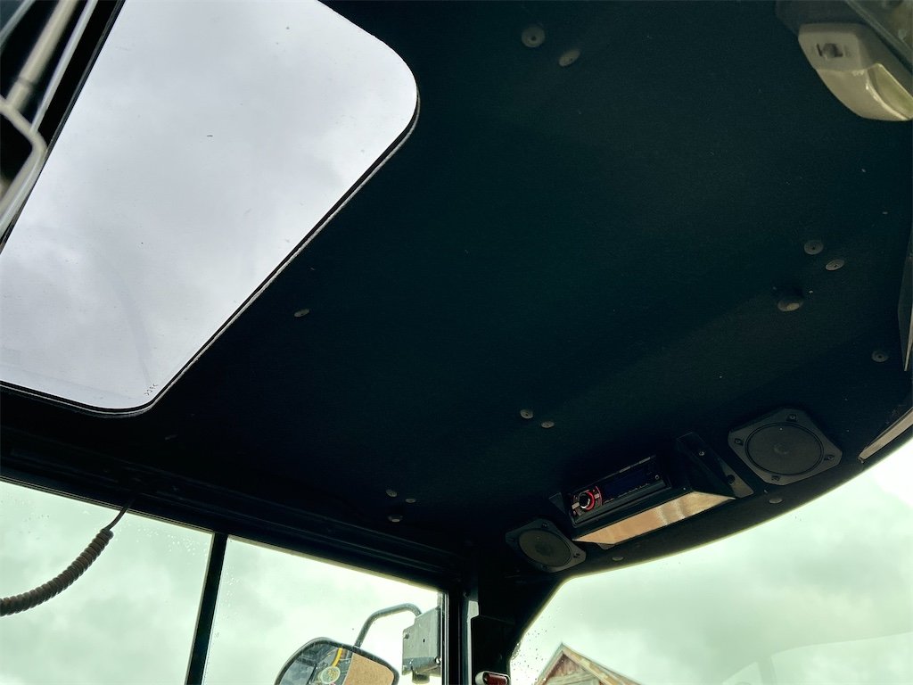 big_230913_3069931 yanmar vio57 6a 5t5 5 714 h 2016