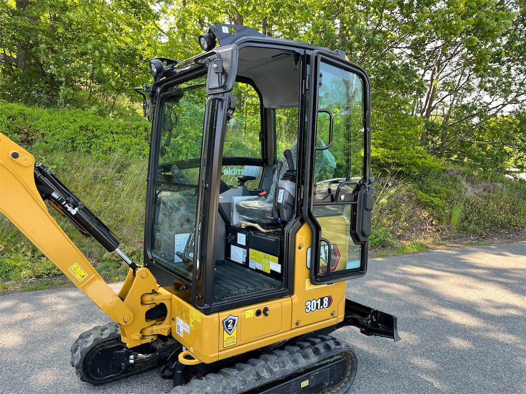 big_232013_3100741 caterpillar 301.8 – 2t – 50 h – 2024