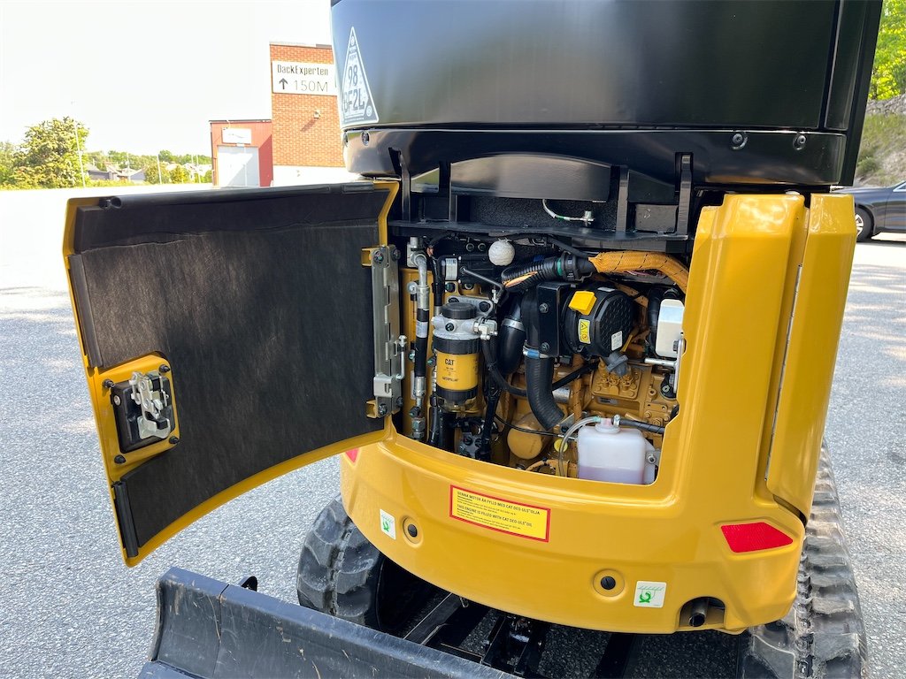 big_232013_3100753 caterpillar 301.8 – 2t – 50 h – 2024