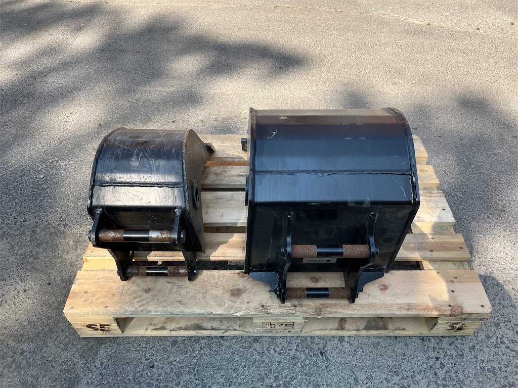 big_232013_3100769 caterpillar 301.8 – 2t – 50 h – 2024