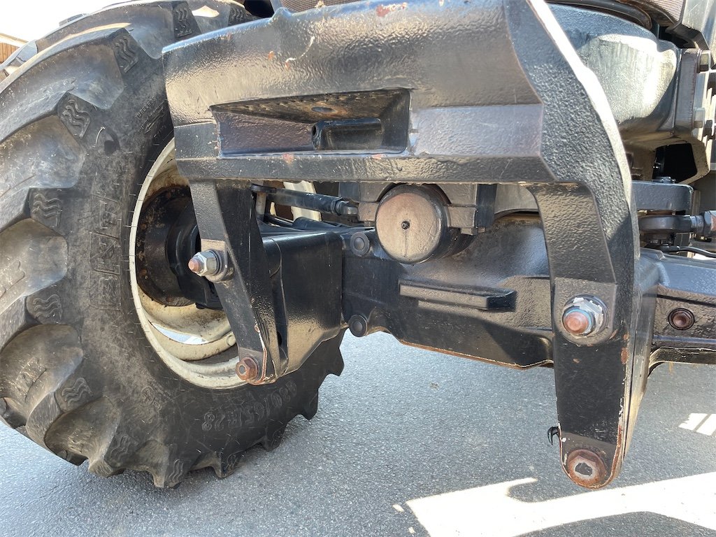 big_232271_3106905 new holland tm115 4wd 106 ch 10 328 h 2002