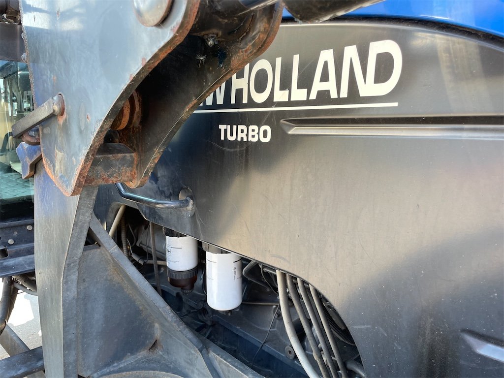 big_232271_3106916 new holland tm115 4wd 106 ch 10 328 h 2002