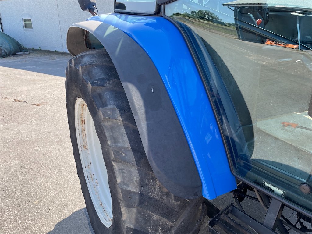 big_232271_3106923 new holland tm115 4wd 106 ch 10 328 h 2002