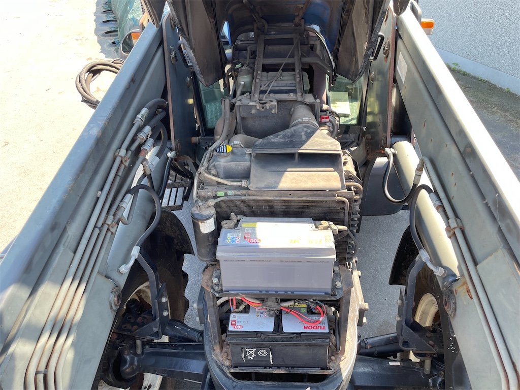 big_232271_3106955 new holland tm115 4wd 106 ch 10 328 h 2002