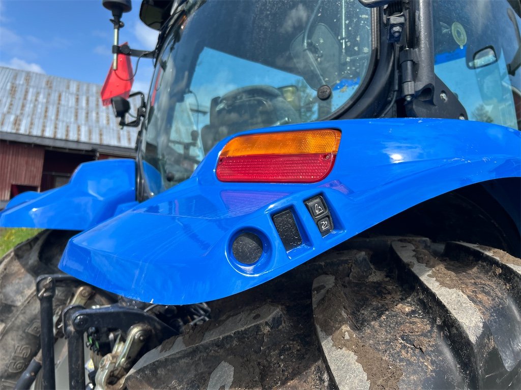 big_232848_3121629 new holland ts 100a 4wd 101 ch 1 316 h 2005