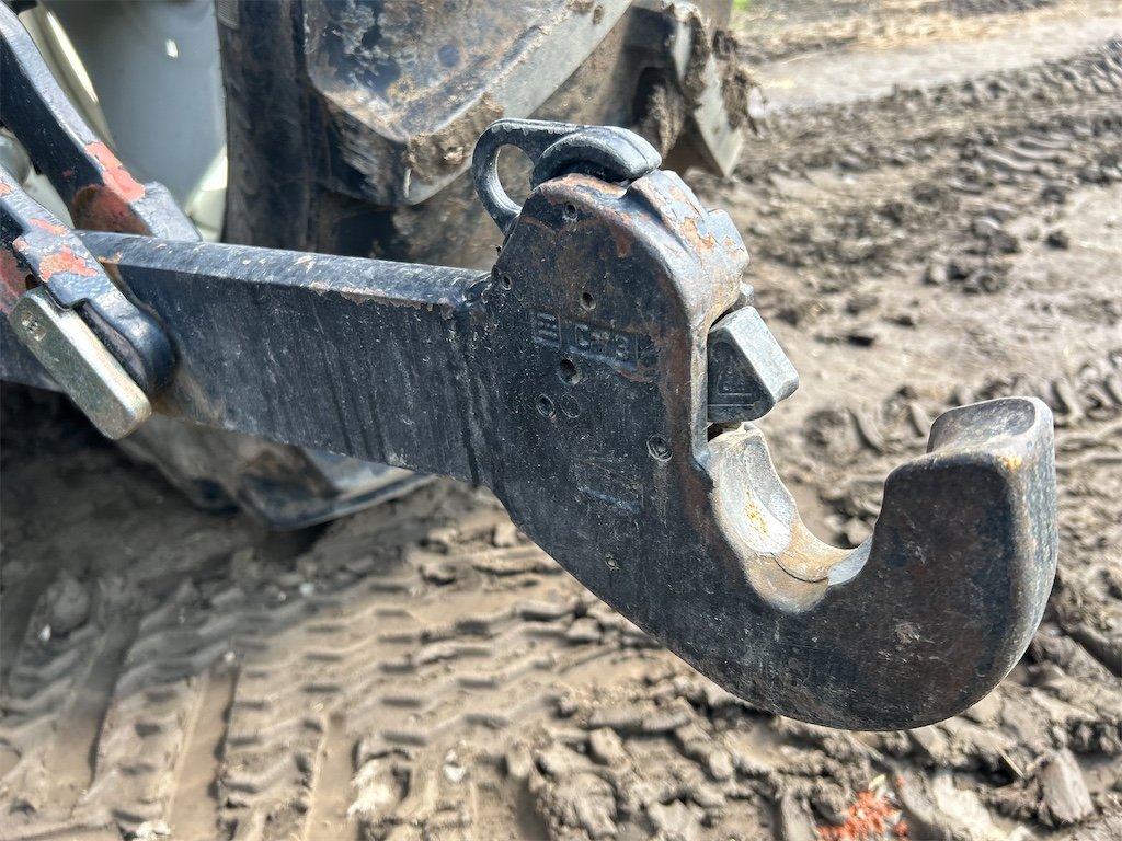 big_232848_3121645 new holland ts 100a 4wd 101 ch 1 316 h 2005