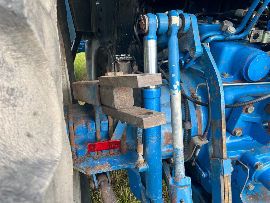 big_237056_3242838 ford 5640 4wd sle + chargeur – 65,5 kw (55 ch) – 6 553 h – 1992