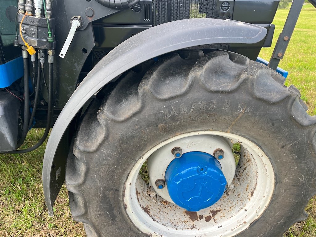 big_237056_3242843 ford 5640 4wd sle + chargeur – 65,5 kw (55 ch) – 6 553 h – 1992