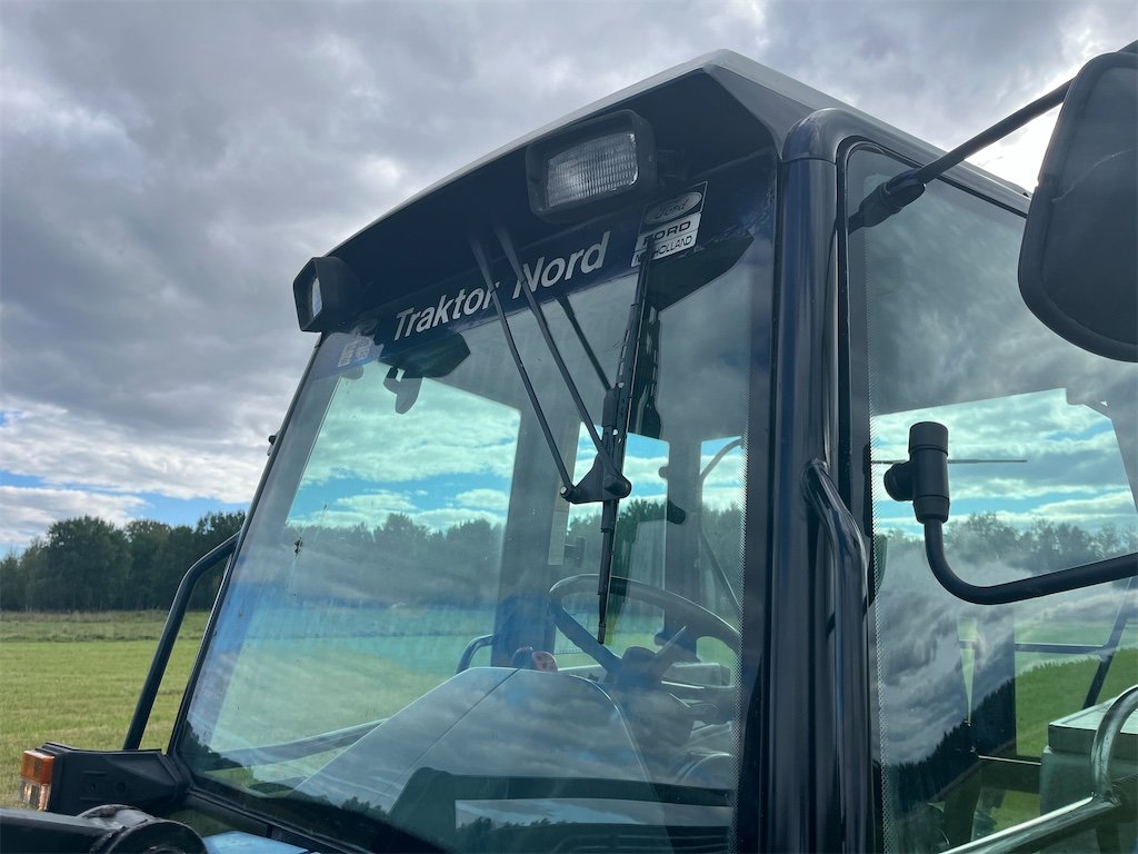 big_237056_3242845 ford 5640 4wd sle + chargeur – 65,5 kw (55 ch) – 6 553 h – 1992