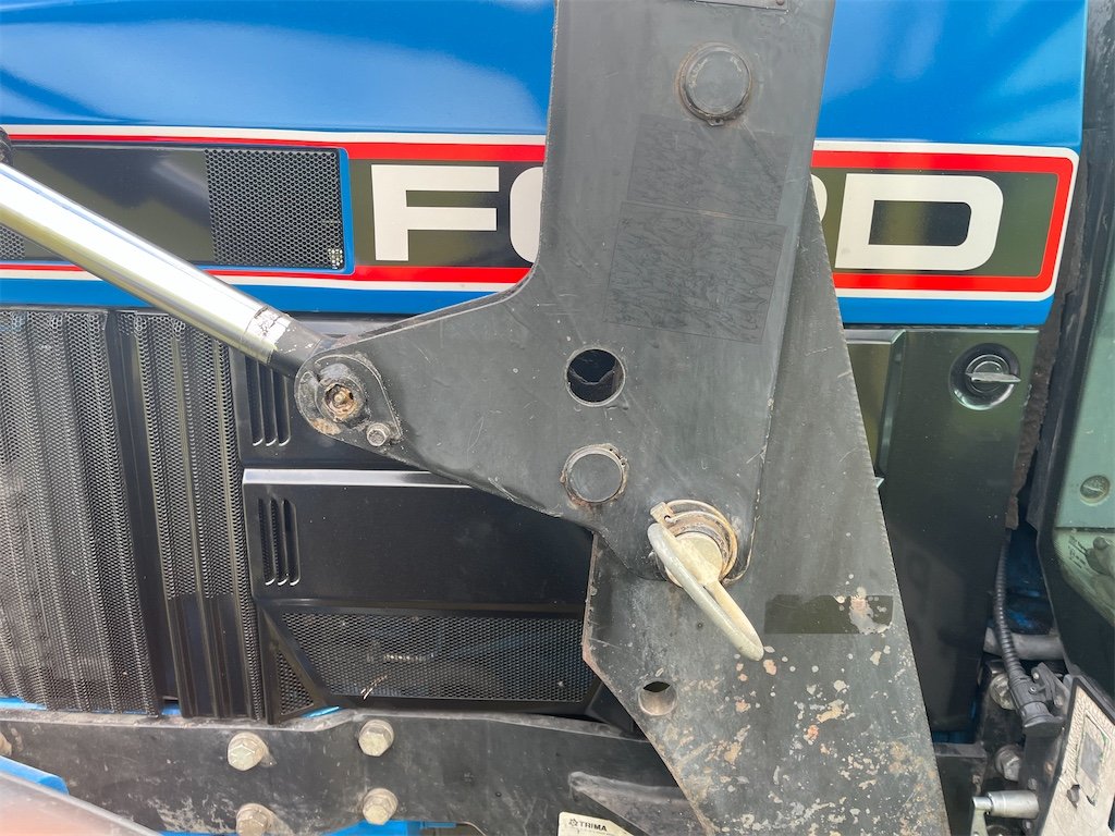 big_237056_3242848 ford 5640 4wd sle + chargeur – 65,5 kw (55 ch) – 6 553 h – 1992