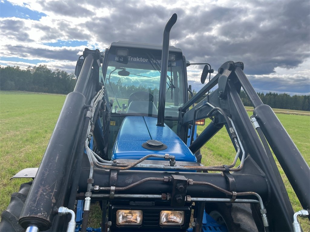 big_237056_3242896 ford 5640 4wd sle + chargeur – 65,5 kw (55 ch) – 6 553 h – 1992