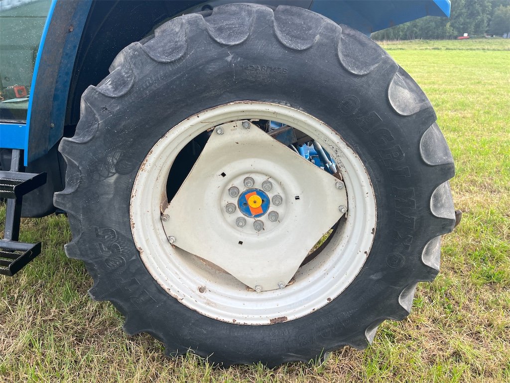 big_237056_3242910 ford 5640 4wd sle + chargeur – 65,5 kw (55 ch) – 6 553 h – 1992