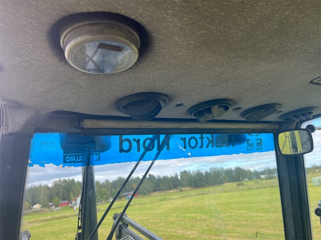 big_237056_3242932 ford 5640 4wd sle + chargeur – 65,5 kw (55 ch) – 6 553 h – 1992