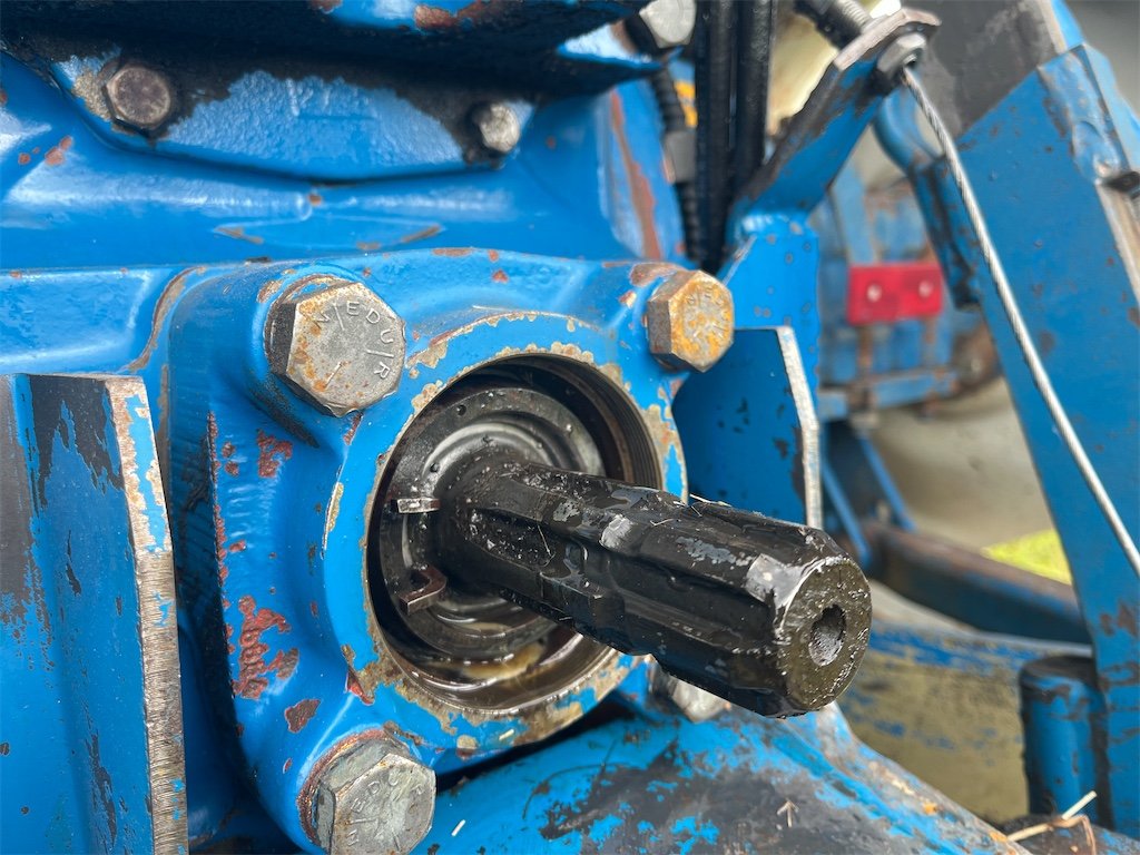 big_237056_3242934 ford 5640 4wd sle + chargeur – 65,5 kw (55 ch) – 6 553 h – 1992