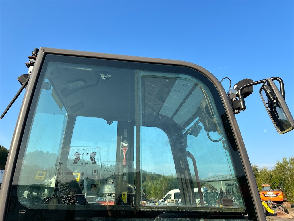 big_239177_3304891 volvo ecr25d 2t5 833 h 2020