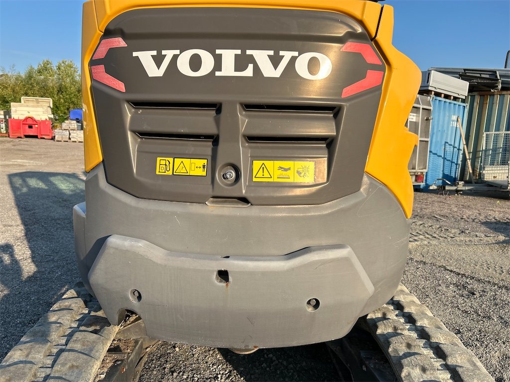 big_239177_3304892 volvo ecr25d 2t5 833 h 2020