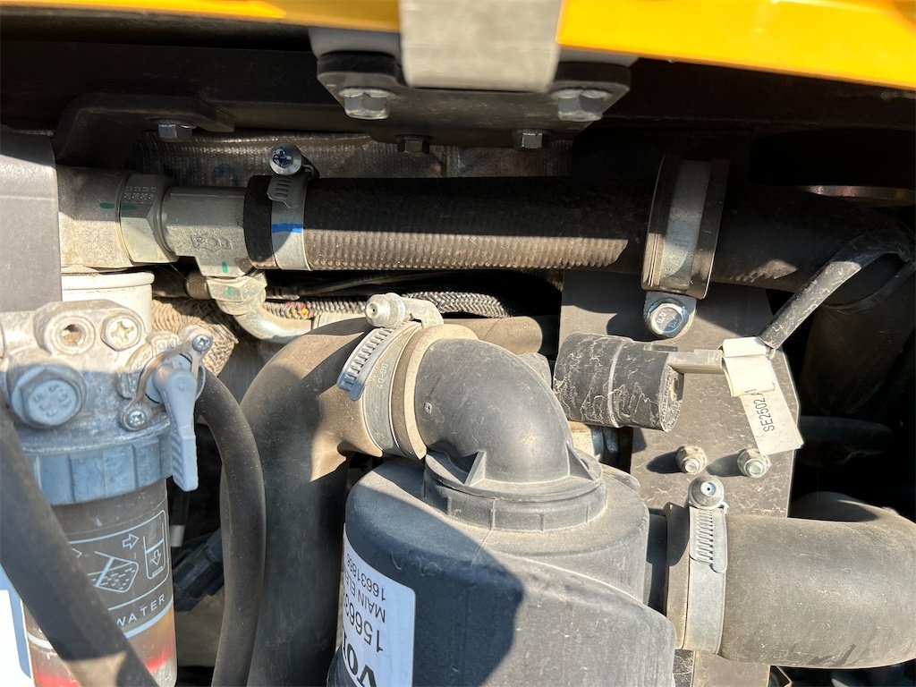 big_239177_3304900 volvo ecr25d 2t5 833 h 2020