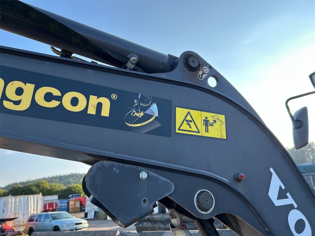 big_239177_3304905 volvo ecr25d 2t5 833 h 2020