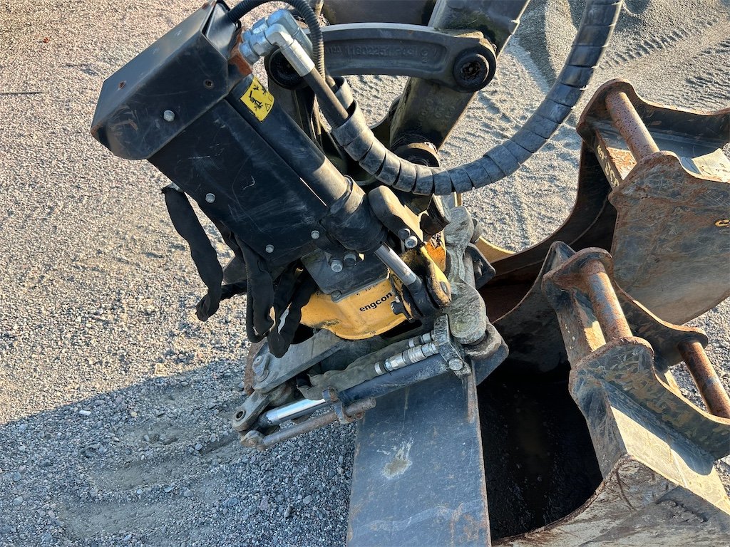 big_239177_3304916 volvo ecr25d 2t5 833 h 2020