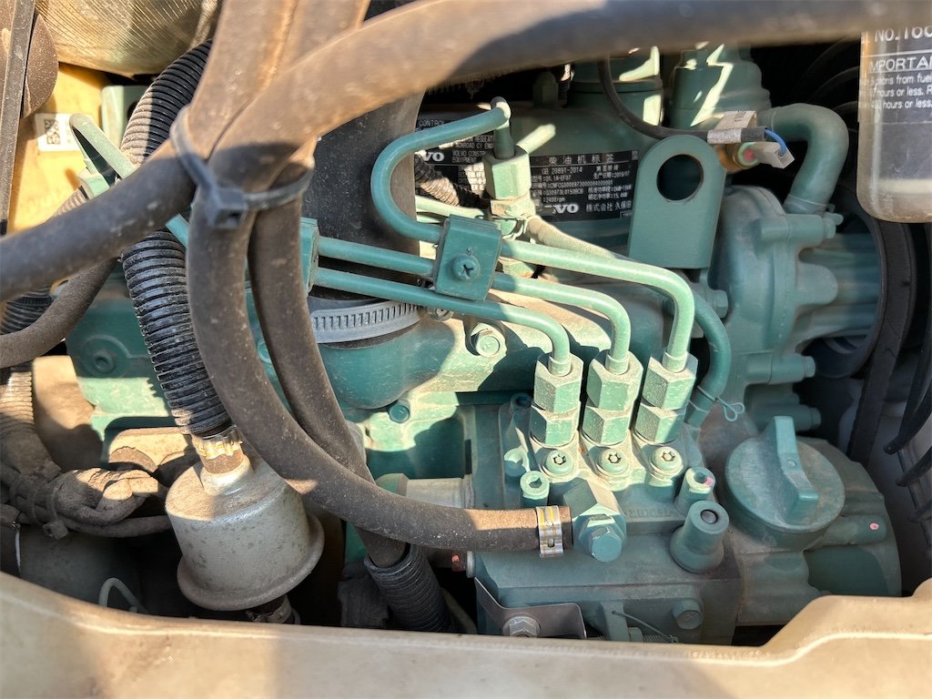 big_239177_3304917 volvo ecr25d 2t5 833 h 2020