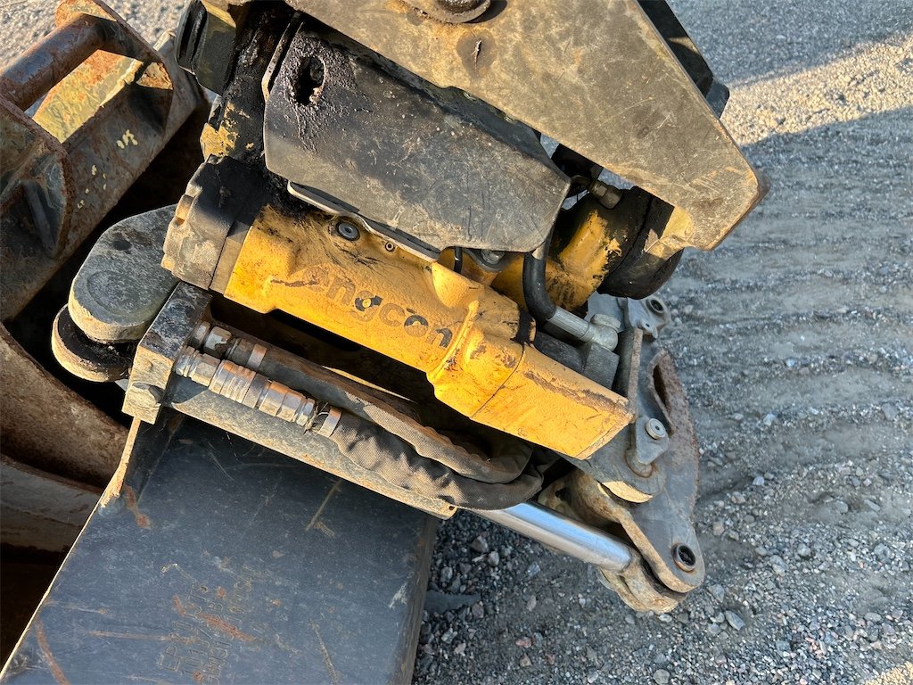 big_239177_3304921 volvo ecr25d 2t5 833 h 2020