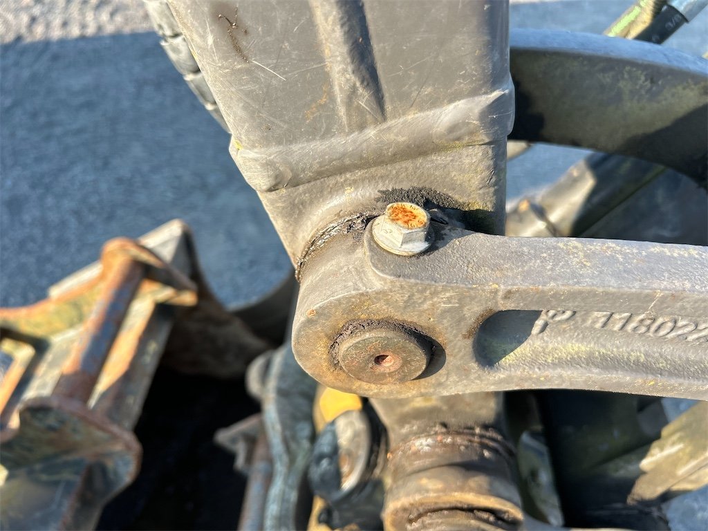 big_239177_3304927 volvo ecr25d 2t5 833 h 2020