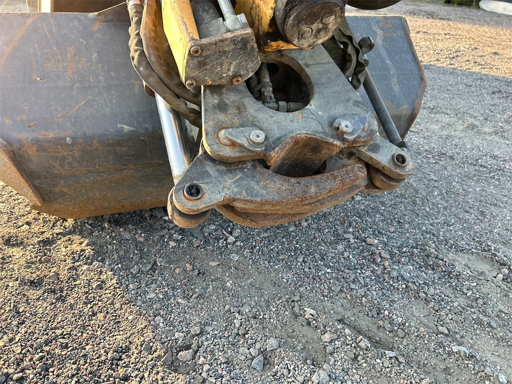 big_239177_3304931 volvo ecr25d 2t5 833 h 2020