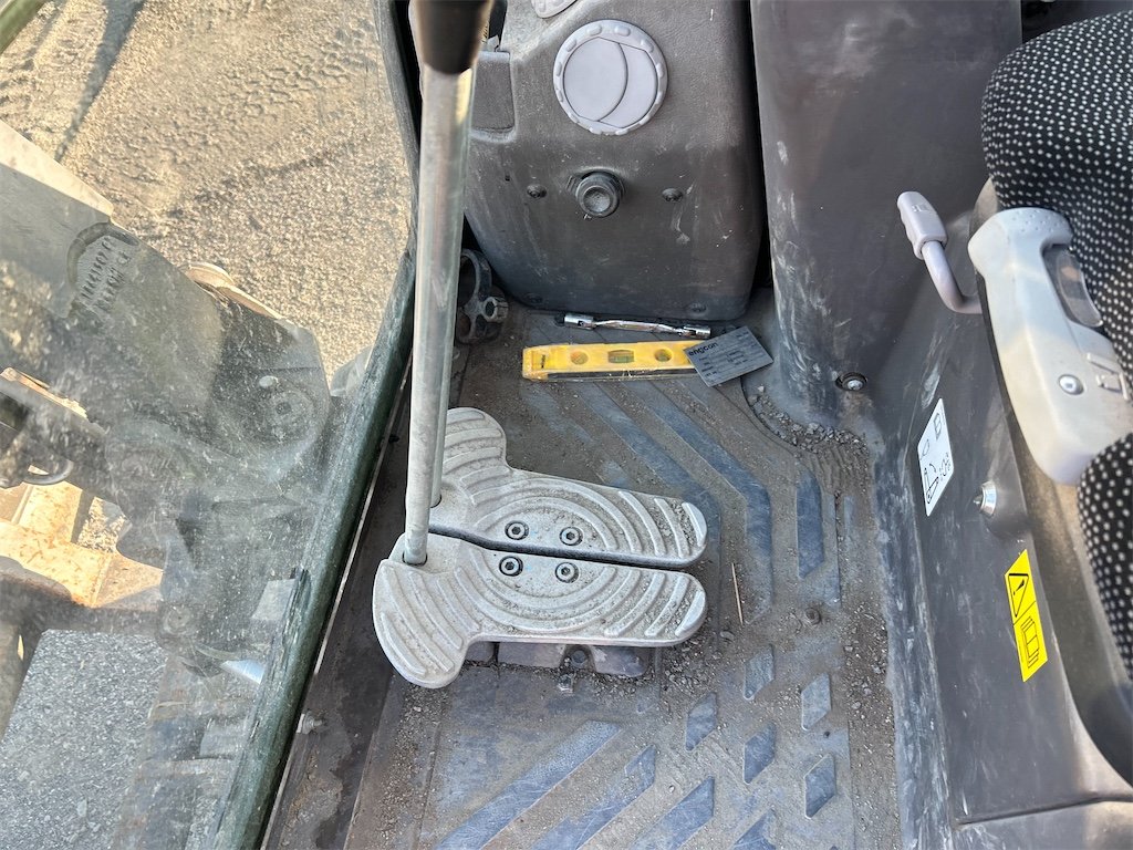 big_239177_3304938 volvo ecr25d 2t5 833 h 2020