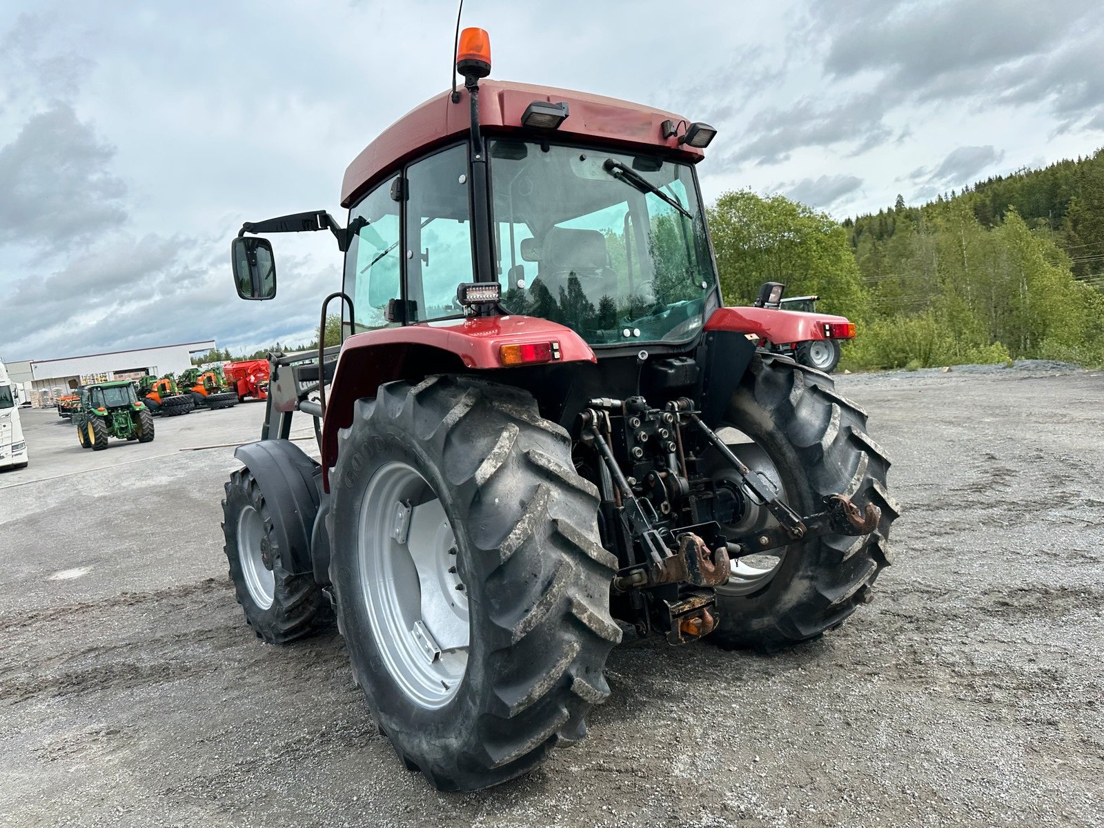 c0dfb4f5-8e94-48b7-afa4-dbc647a1dcf5 case ih cx 100 103 ch 2000 5 028 h