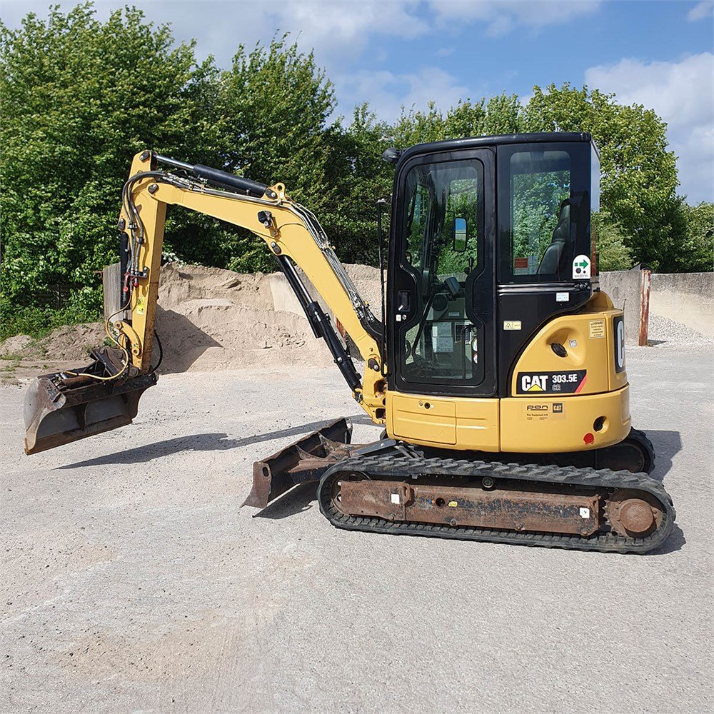 c15ad923-dc59-45dc-a99c-10d7f356c2f9_largesize caterpillar 303.5 e cr 3t5 4 650 h 2012