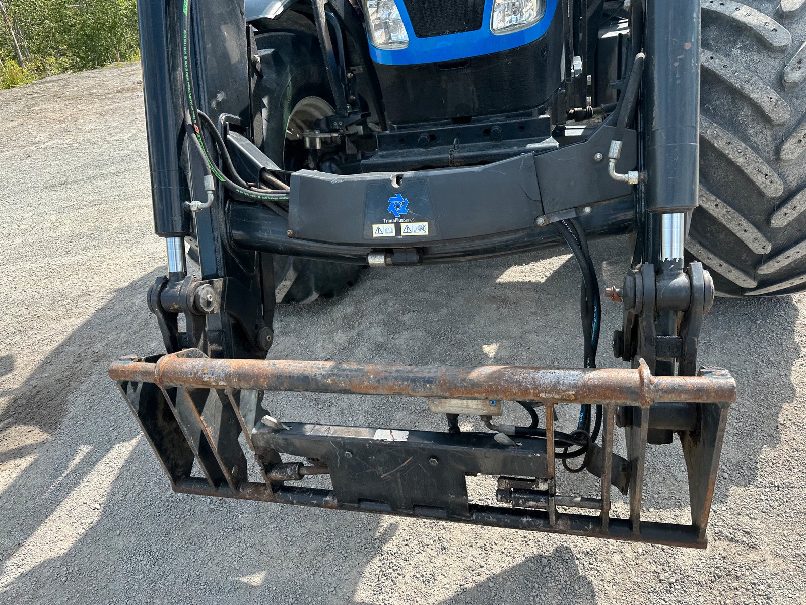 c1d73422-79fa-4d19-88df-fe7465c12e85 new holland t5.115 – 115ch – 2 230 h – 2013