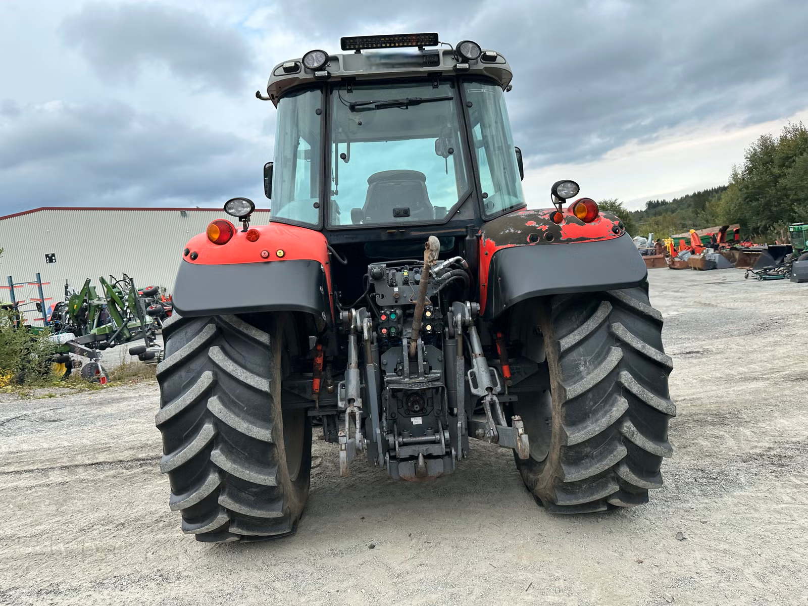 c2646ce8-bbbc-4f44-89f4-bcc6dfafbe49 massey ferguson 6455 – 101 ch – 4 638 h – 2009