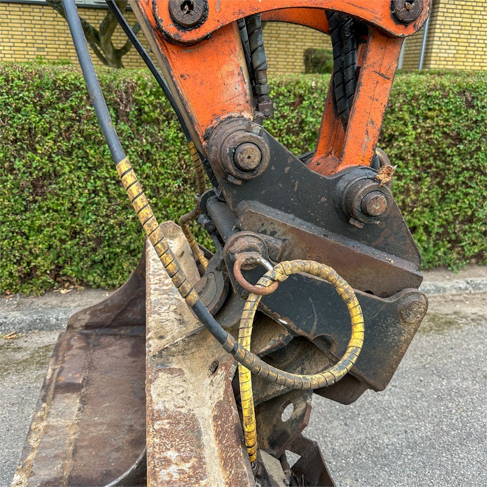 c2b8adeb-f02a-40ee-96a1-2ca9249074ef_largesize hitachi zx50 u 2 – 5t – 7 190 h – 2007