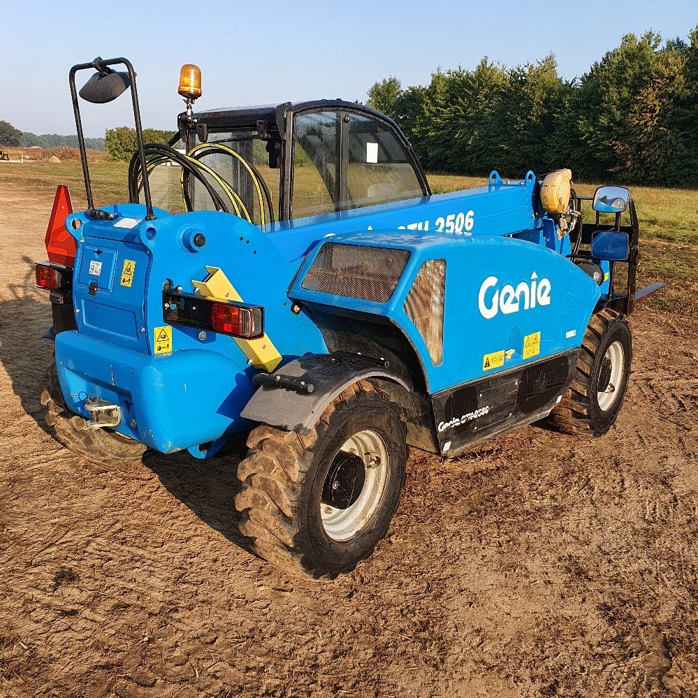 c3d96c52-6357-47cc-90da-a35f0a042da2_largesize genie gth 2506 – 5,8 m – 825 h – 2018