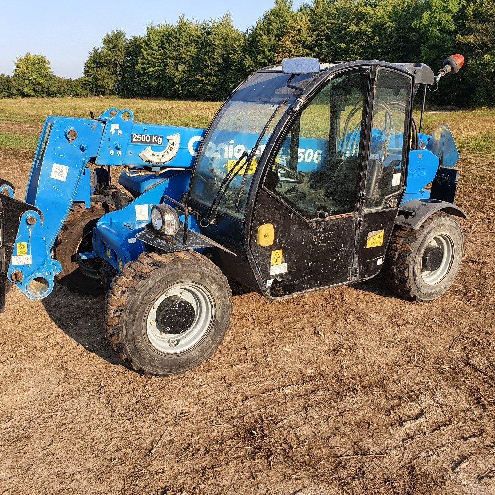 c5128a20-e8d0-48ae-8c74-a9ac208eab94_largesize genie gth 2506 – 5,8 m – 2 350 h – 2015