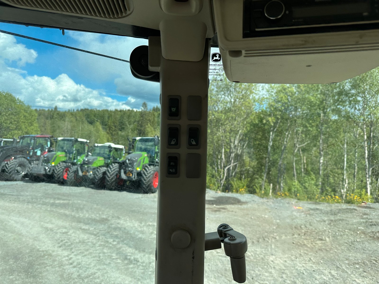 c7eb24ae-bb06-49d3-97a8-50eb970e13d9 john deere 5090r – 98 ch – 3 985 h – 2009