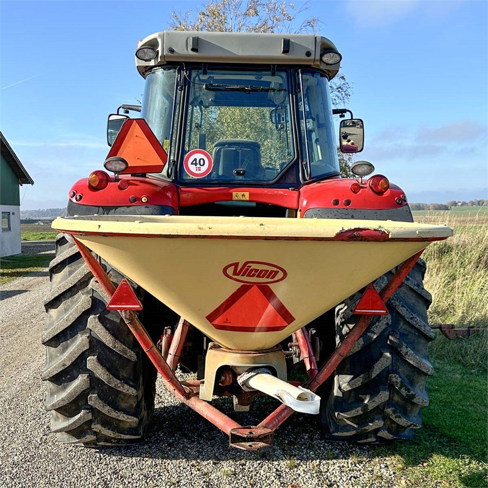 cc203339-7881-4fac-a1a3-c4a0bbd03369_largesize massey ferguson 6615 dyna 6 – 150 ch – 2014 – 5 390 h