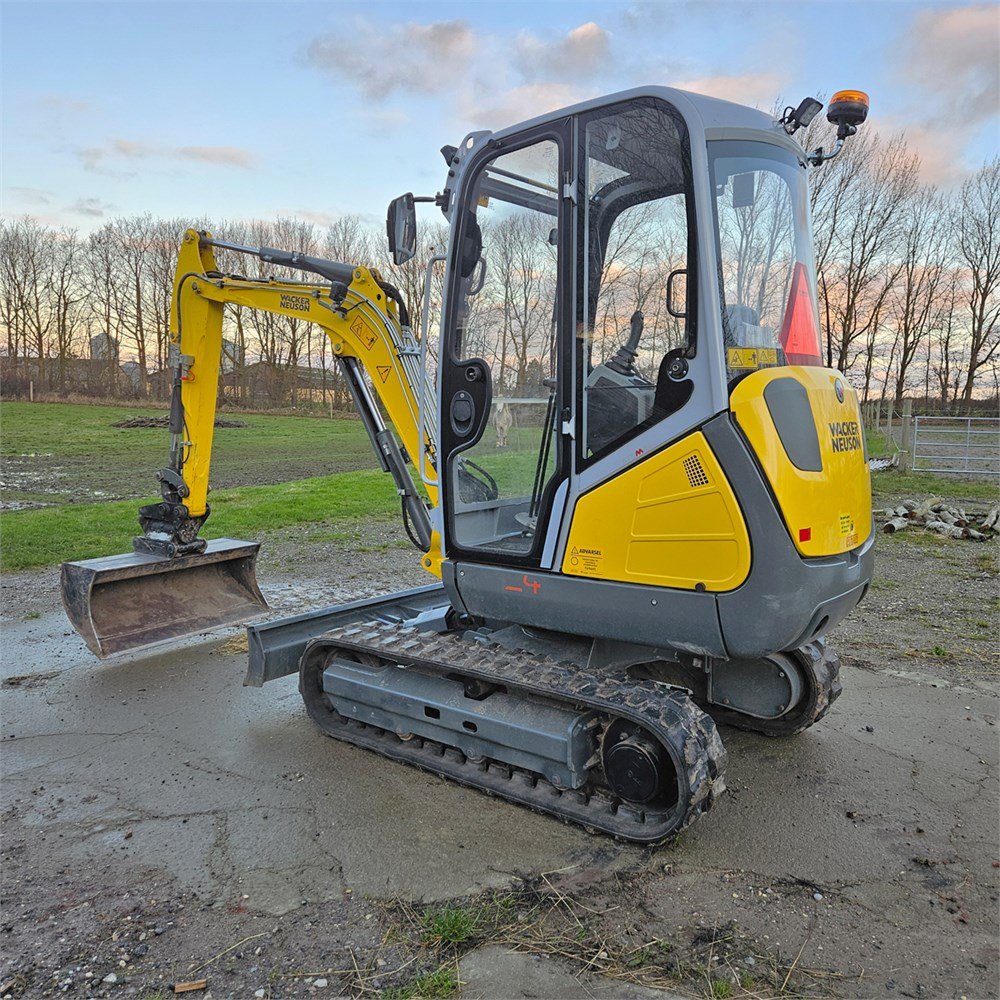 cdbddcce-ad8c-4ce9-b108-37ab6c74d788_largesize wacker neuson et24 – 2t4 2022 179 h