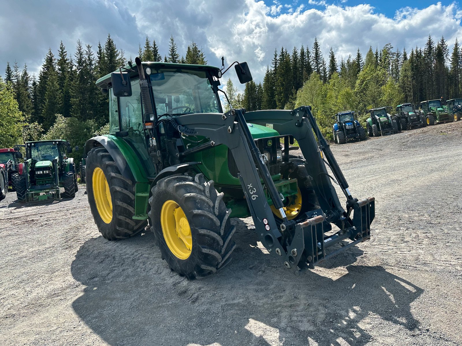 cdce1aab-aac4-4cd3-b185-667f1ba4bcbd john deere 5090r – 98 ch – 3 985 h – 2009