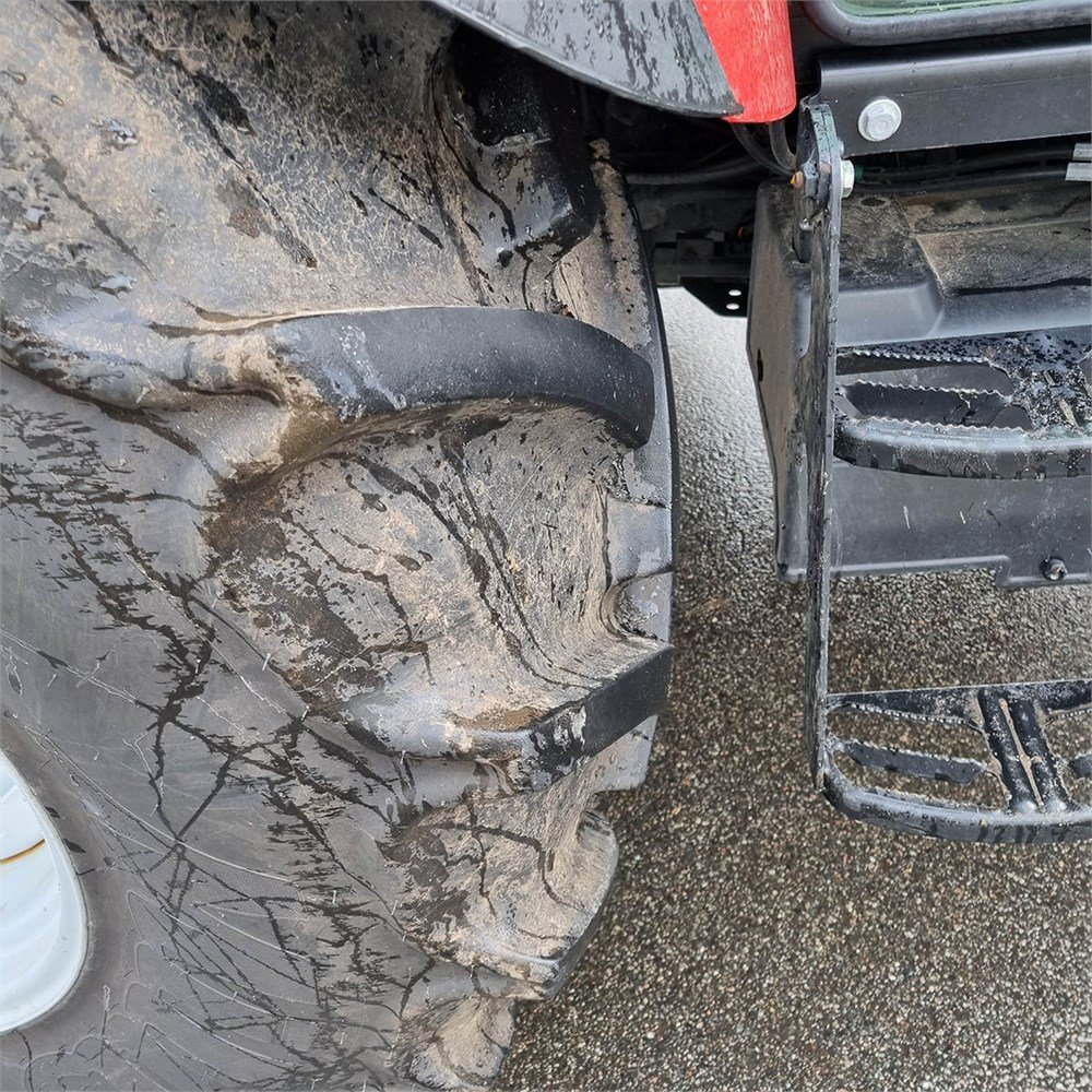 ceaf388e-c567-4f9c-9a03-be926c894de0_largesize case ih 85 c farmall 85 ch 2021 460h