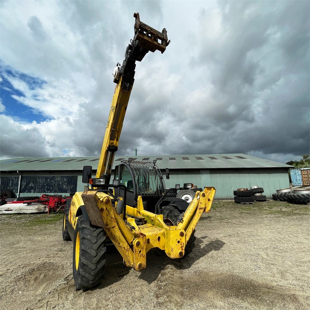 d2fe484a-0921-4f1c-a1c6-0399d1c4b4ad_largesize new holland lm 1740 – 17 m – 5 200 h – 2003