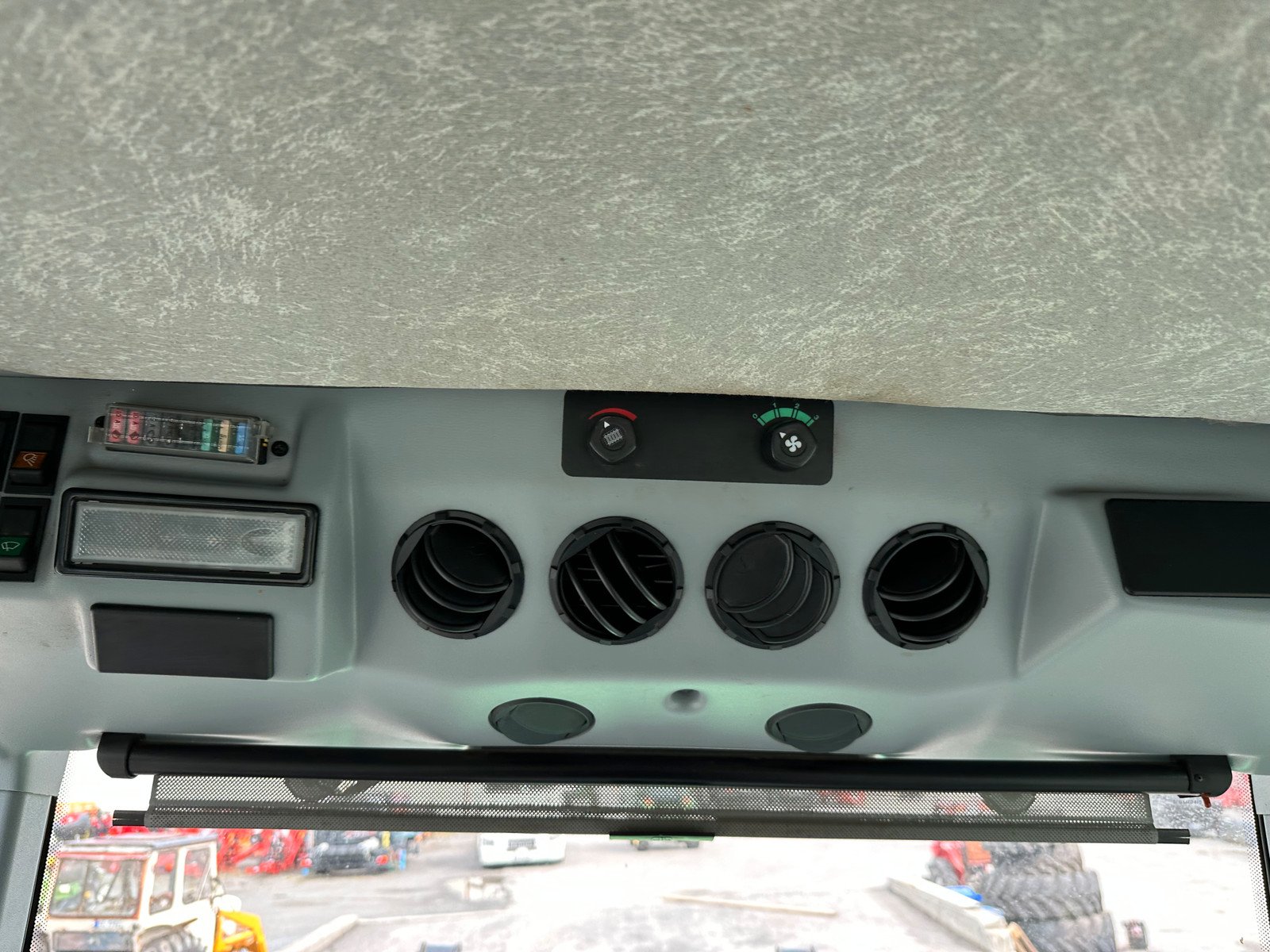 d31049f1-8e6d-46b6-9ee5-a549af1e4754 deutz fahr agroplus 410 dt 95 ch 1 698 h 2013