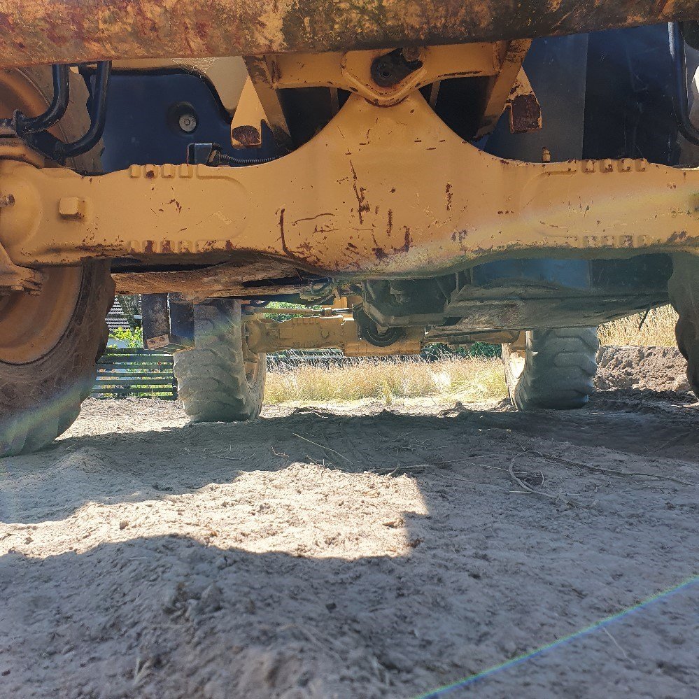 dc11f3c9-1cf0-42c3-afbe-aab968aa27db_largesize caterpillar th350b – 11 m – 3 450 h – 2004