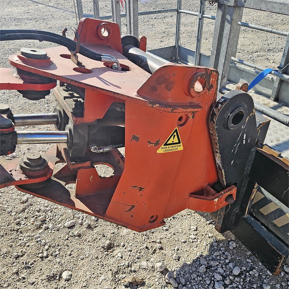 de32a9c9-d117-45b8-9db0-878112c9e3d6_largesize manitou mrt 2150 turbo privilege 21 m 9 410 h 2010