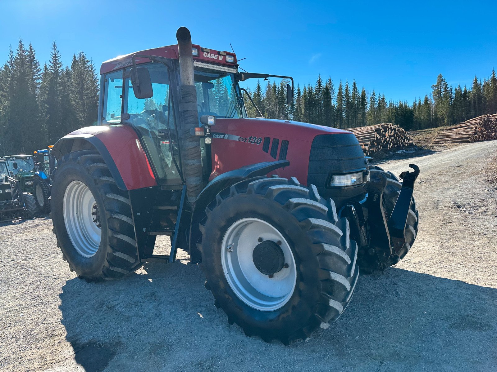 e0010ca7-c7d1-4255-9d33-17622a998e85 case ih cvx 130 – 130ch – 5 600 h – 2001